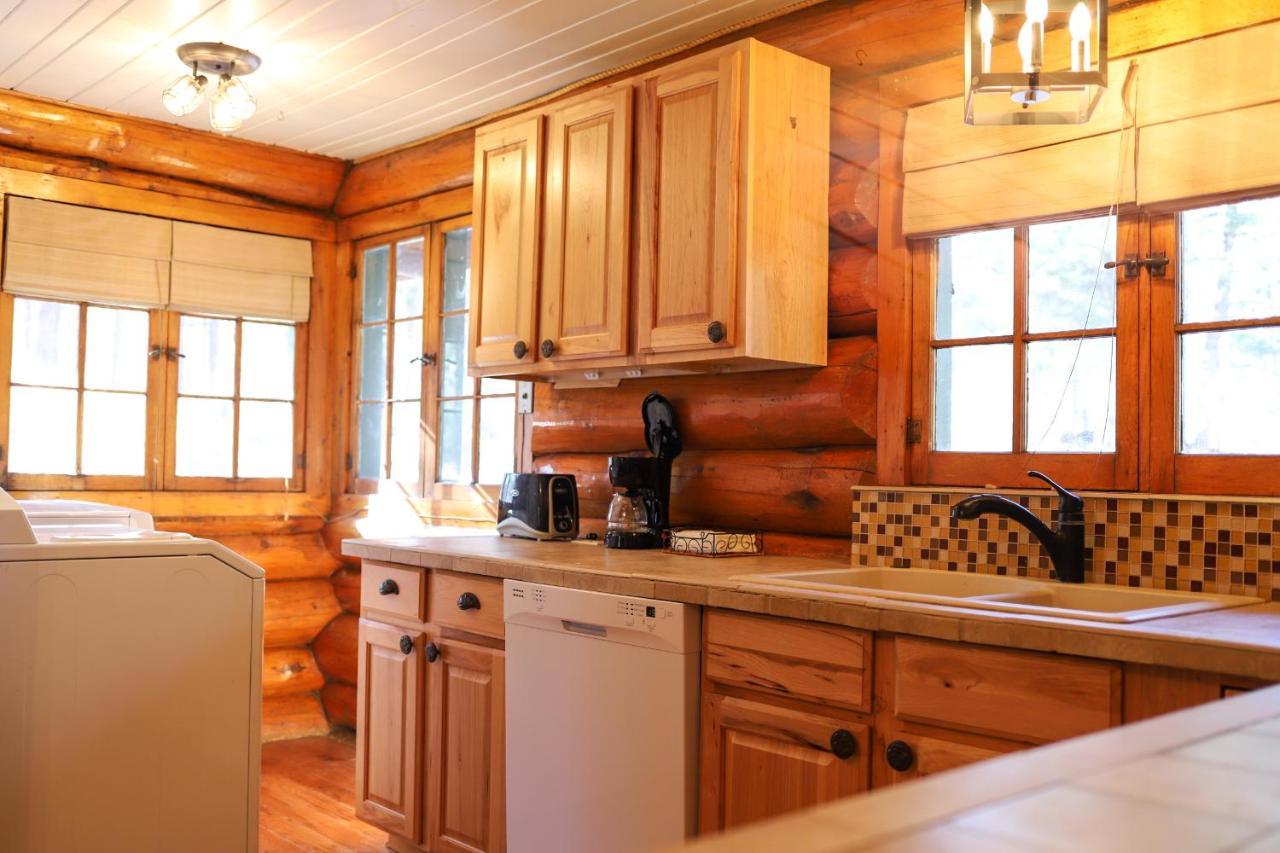 Historic Log Cabin #14 At Horse Creek Resort Rapid City Buitenkant foto