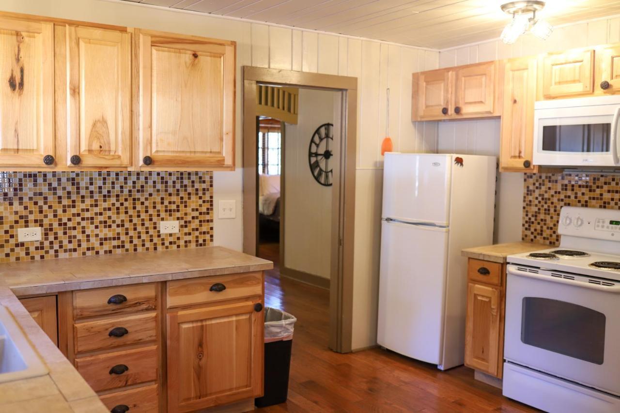Historic Log Cabin #14 At Horse Creek Resort Rapid City Buitenkant foto